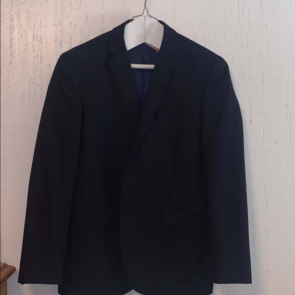 BRAND NEW KENNETH COLE MENS SUIT